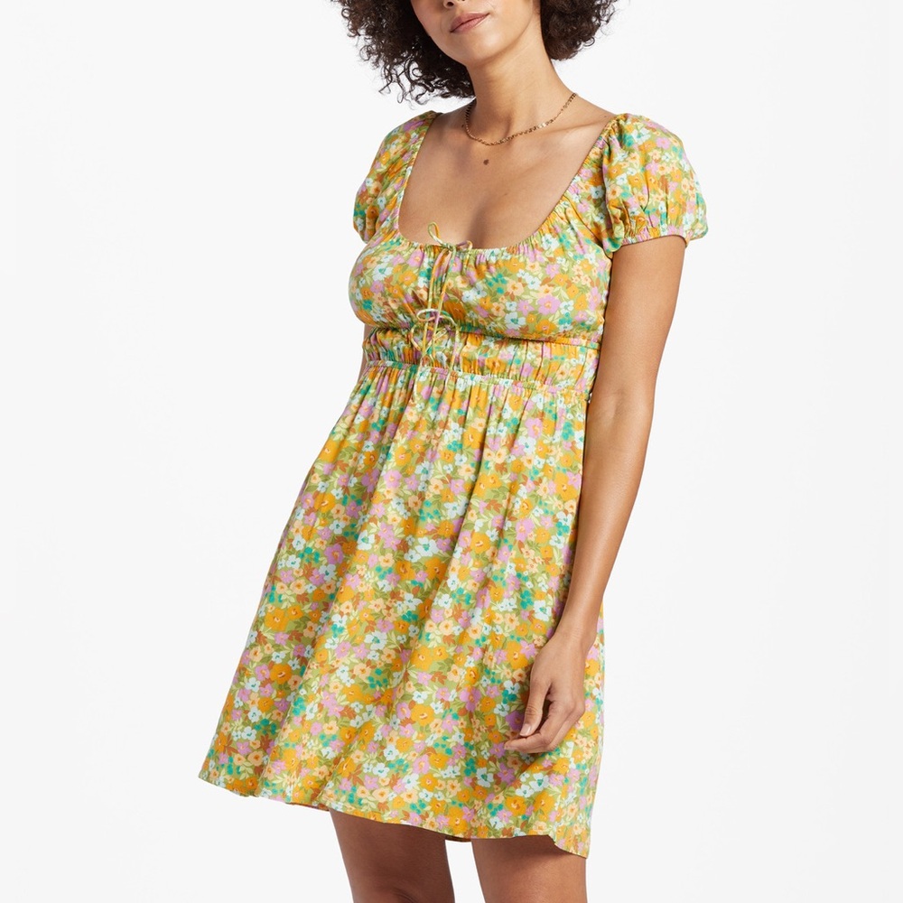 NWT Billabong “Sun Kissed” - Beachy Summer Vibes Floral Mini Dress